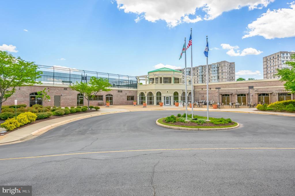 19365 CYPRESS RIDGE TERRACE Unit: 615
