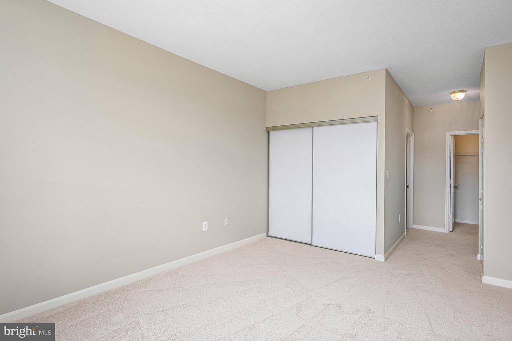 19365 CYPRESS RIDGE TERRACE Unit: 615