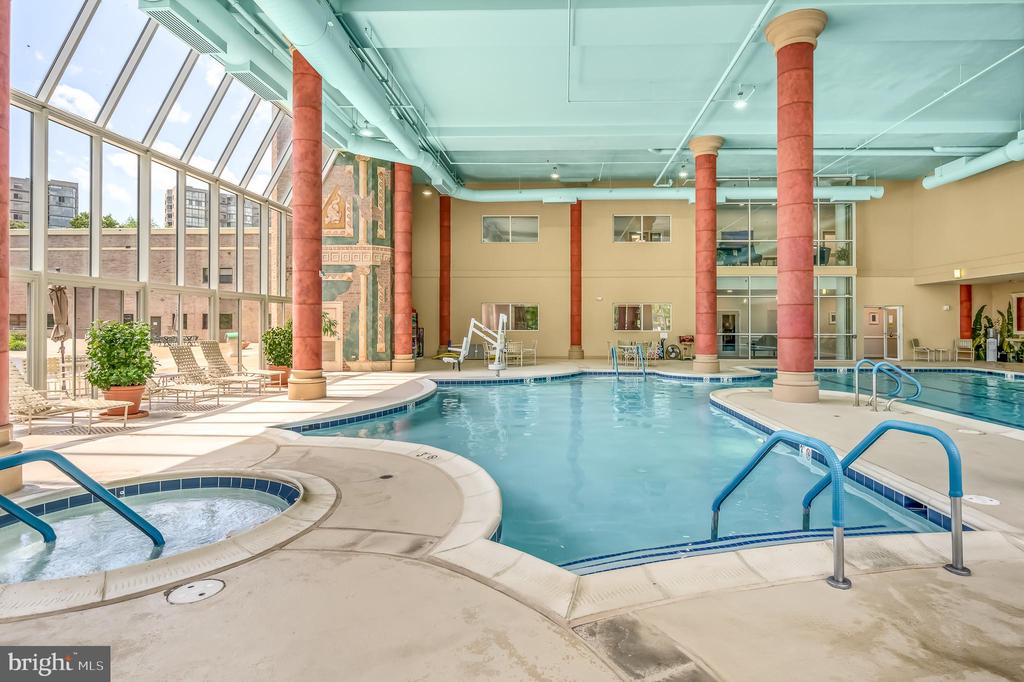 19365 CYPRESS RIDGE TERRACE Unit: 615
