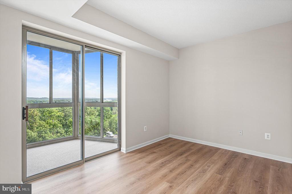 19355 CYPRESS RIDGE TERRACE Unit: 714
