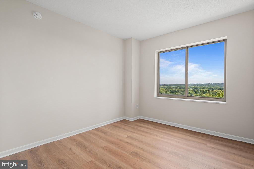 19355 CYPRESS RIDGE TERRACE Unit: 714
