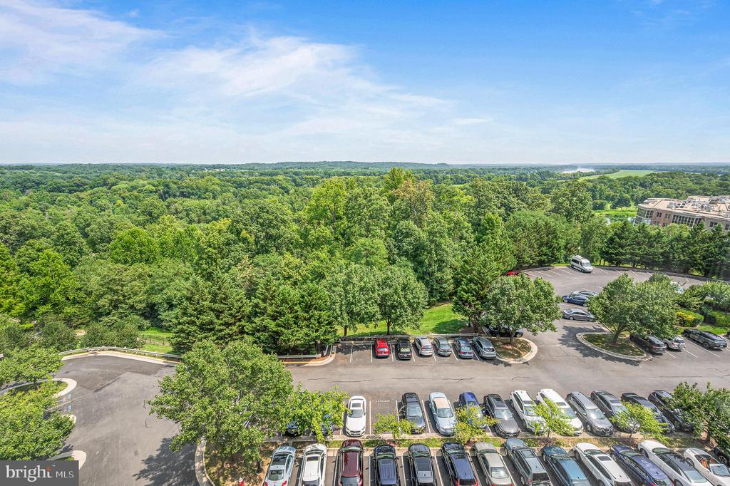 19355 CYPRESS RIDGE TERRACE Unit: 714
