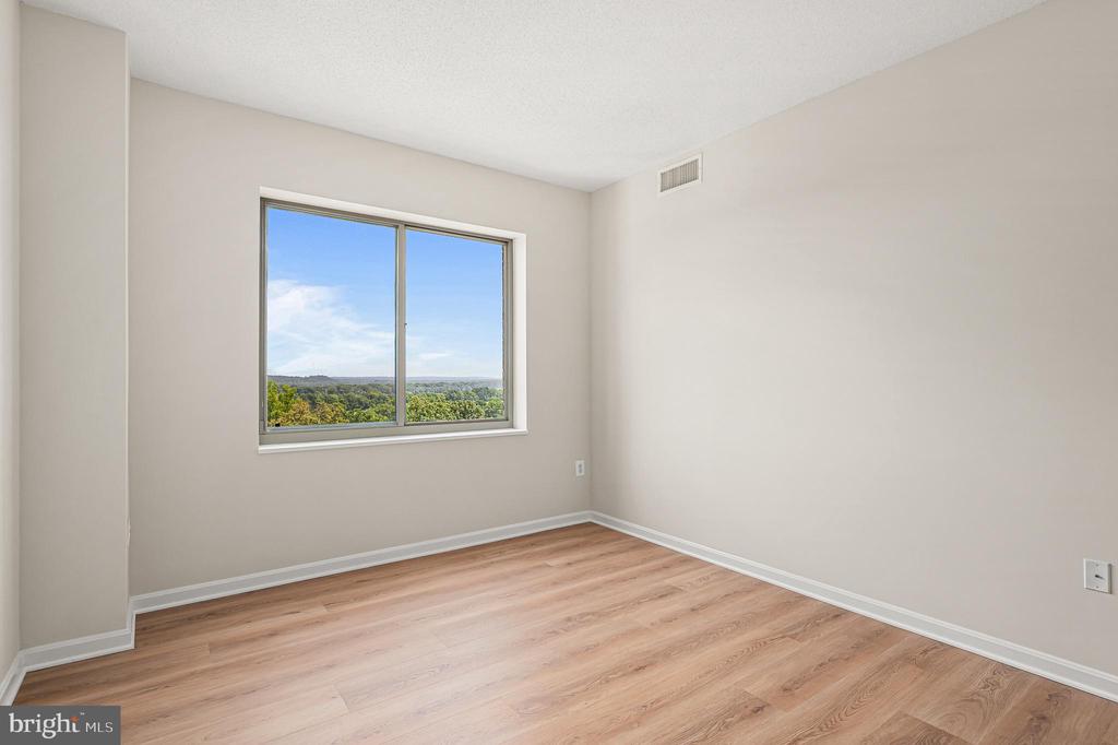 19355 CYPRESS RIDGE TERRACE Unit: 714