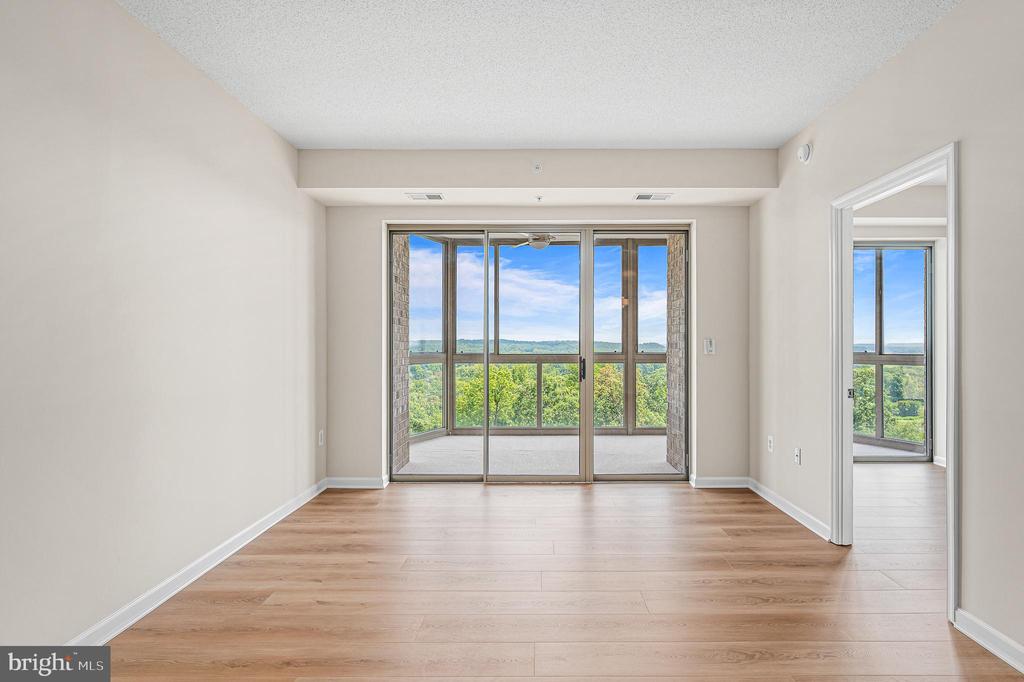 19355 CYPRESS RIDGE TERRACE Unit: 714