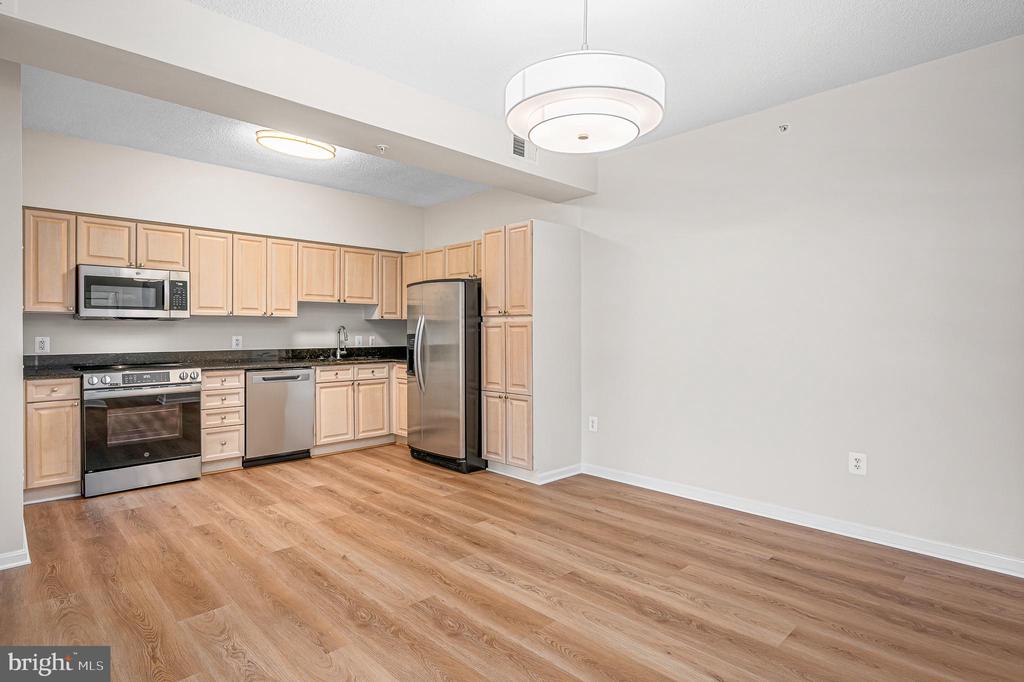 19355 CYPRESS RIDGE TERRACE Unit: 714