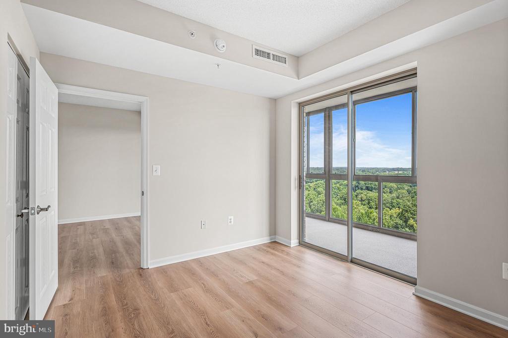 19355 CYPRESS RIDGE TERRACE Unit: 714