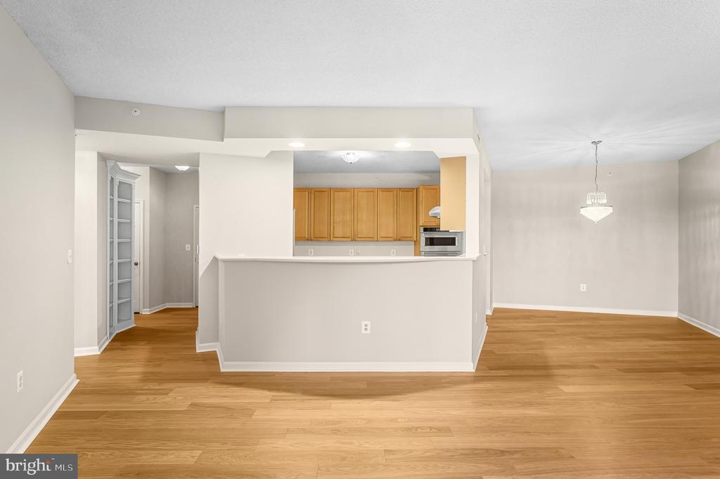 19370 MAGNOLIA GROVE Unit: 107