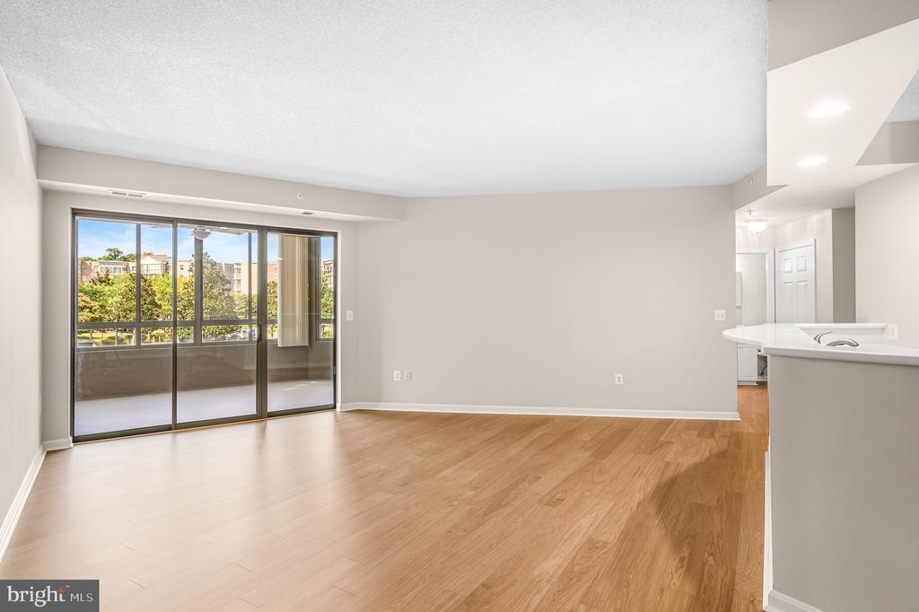 19370 MAGNOLIA GROVE Unit: 107