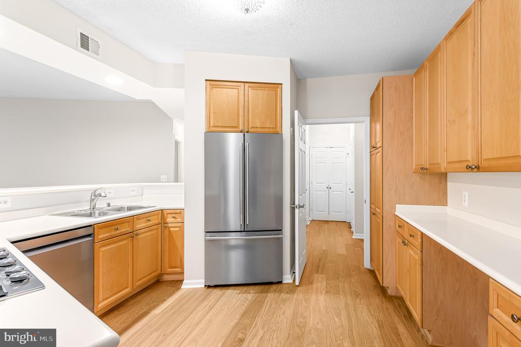 19370 MAGNOLIA GROVE Unit: 107