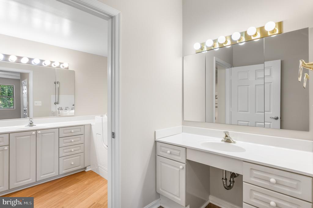 19370 MAGNOLIA GROVE Unit: 107