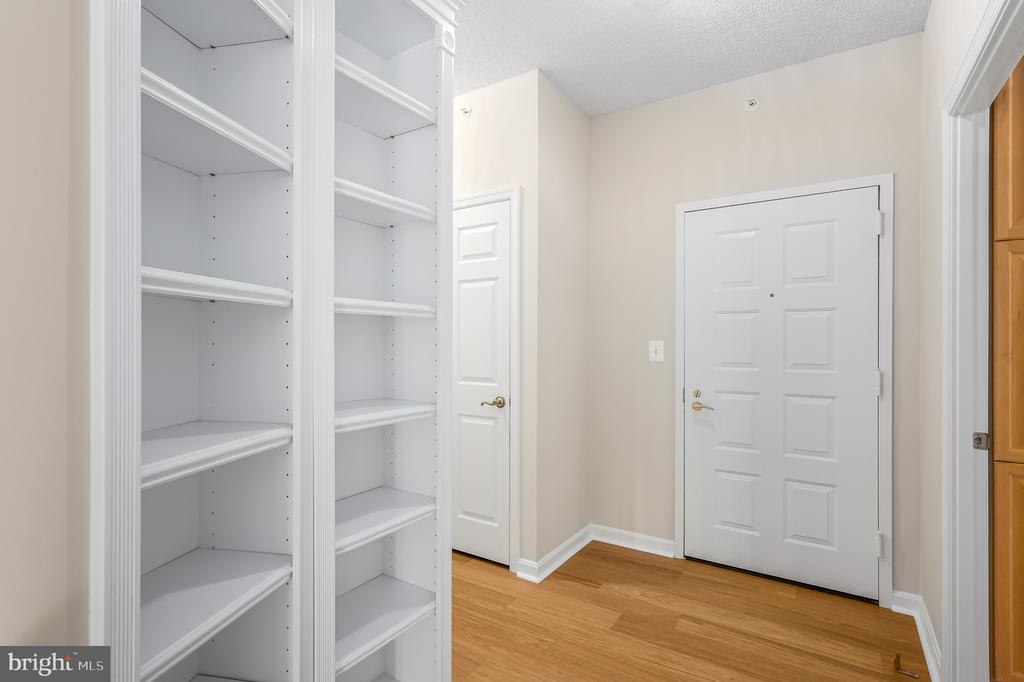 19370 MAGNOLIA GROVE Unit: 107