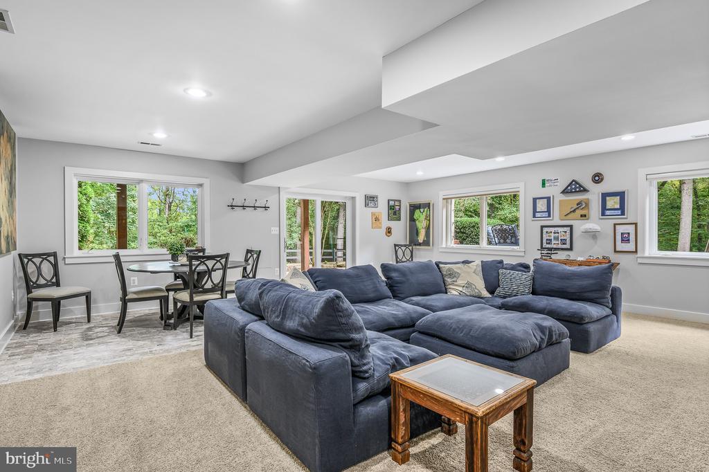 15334 HILLSBORO ROAD