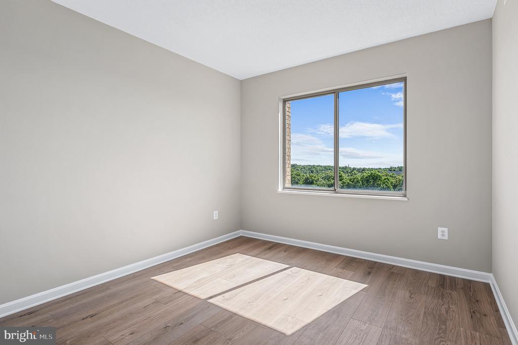 19375 CYPRESS RIDGE TERRACE Unit: 702