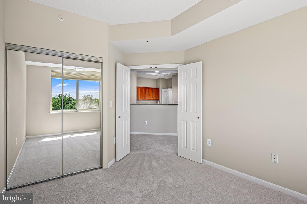 19355 CYPRESS RIDGE TERRACE Unit: 802