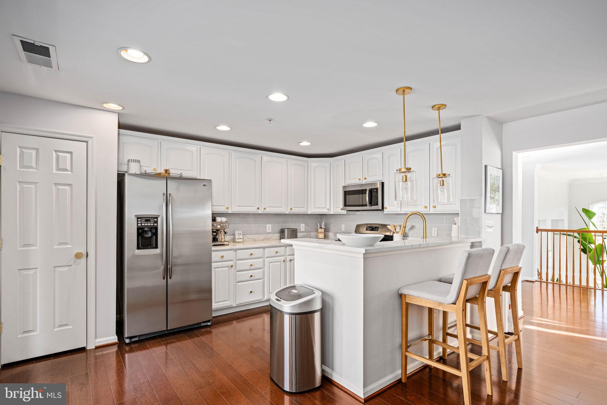 15224 ROSEMONT MANOR DRIVE