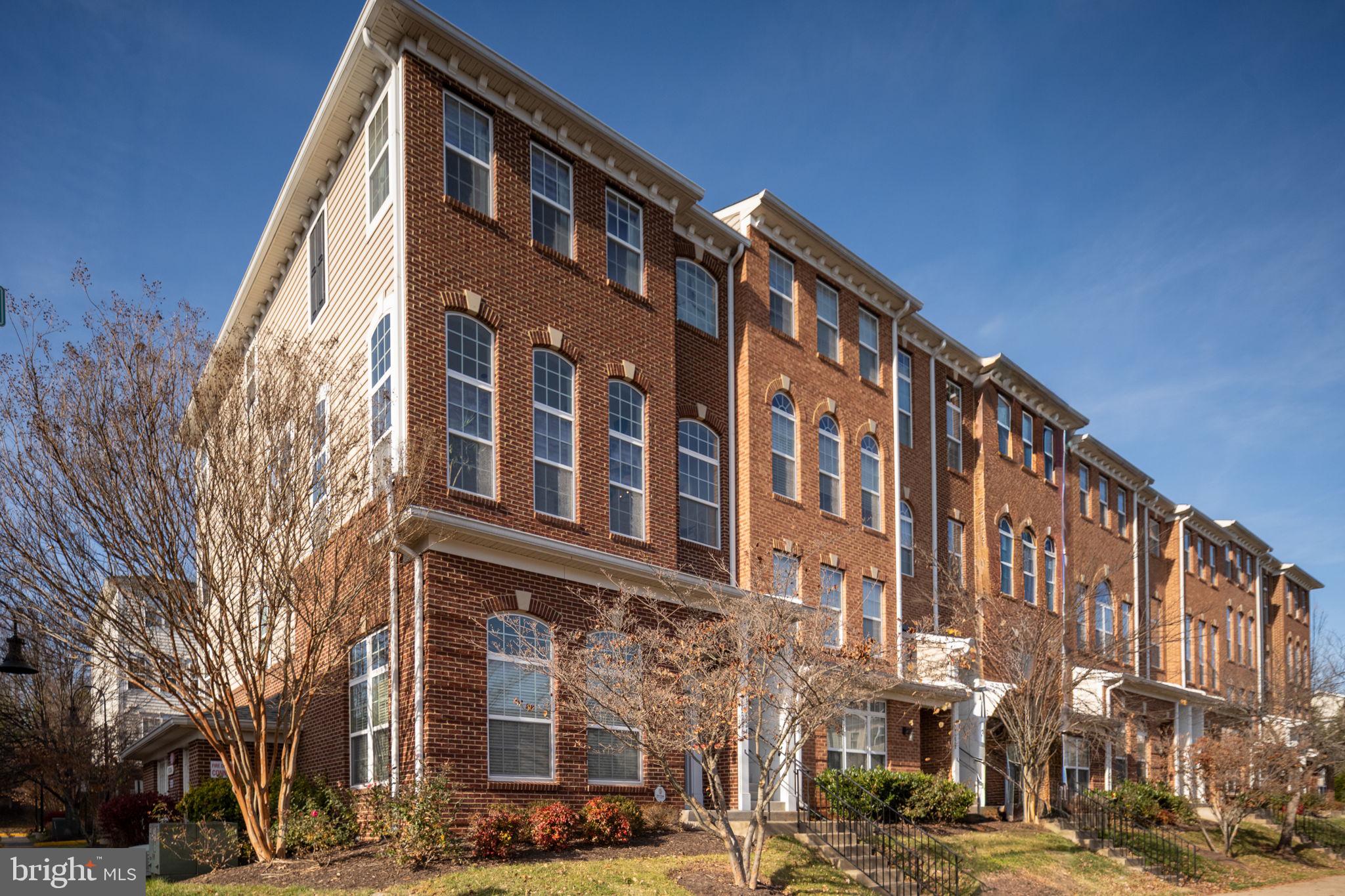 15224 ROSEMONT MANOR DRIVE