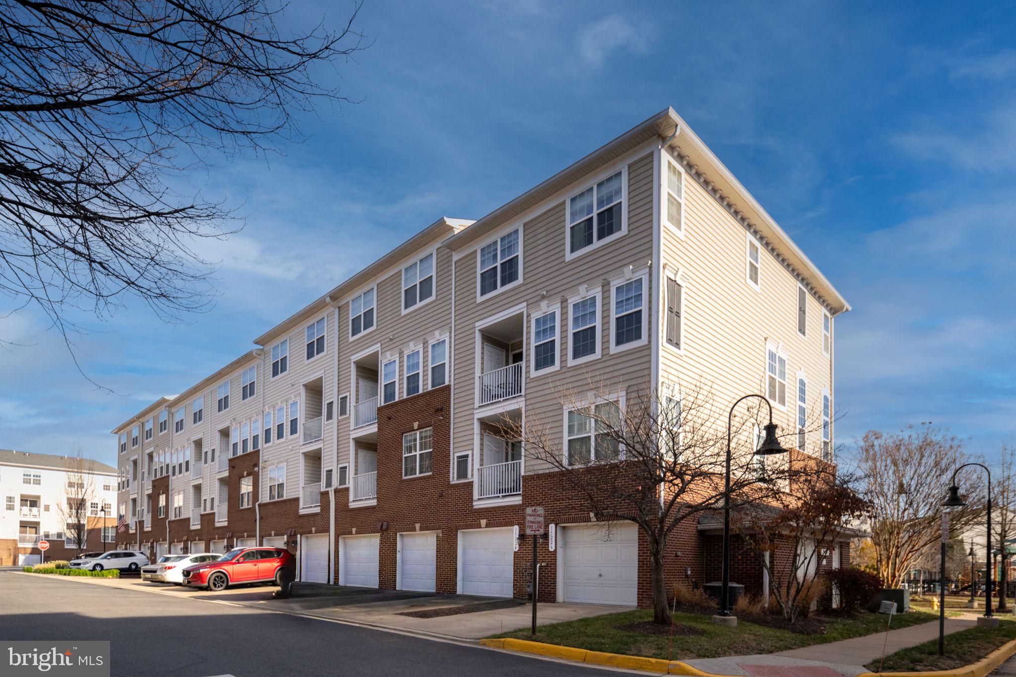 15224 ROSEMONT MANOR DRIVE