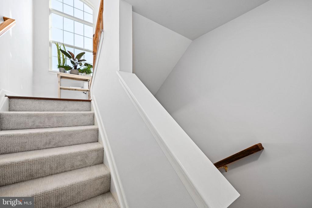 15224 ROSEMONT MANOR DRIVE