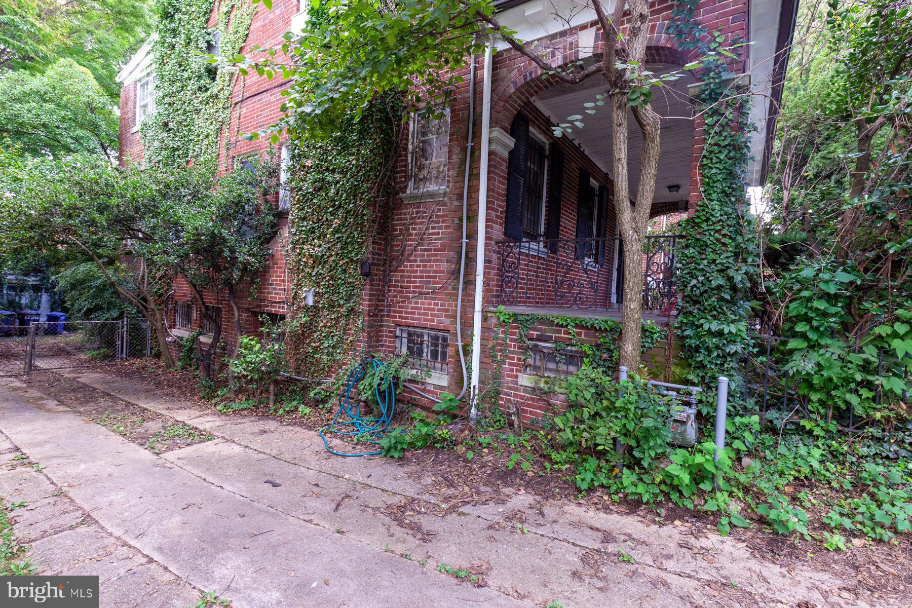 1310 Decatur St NW