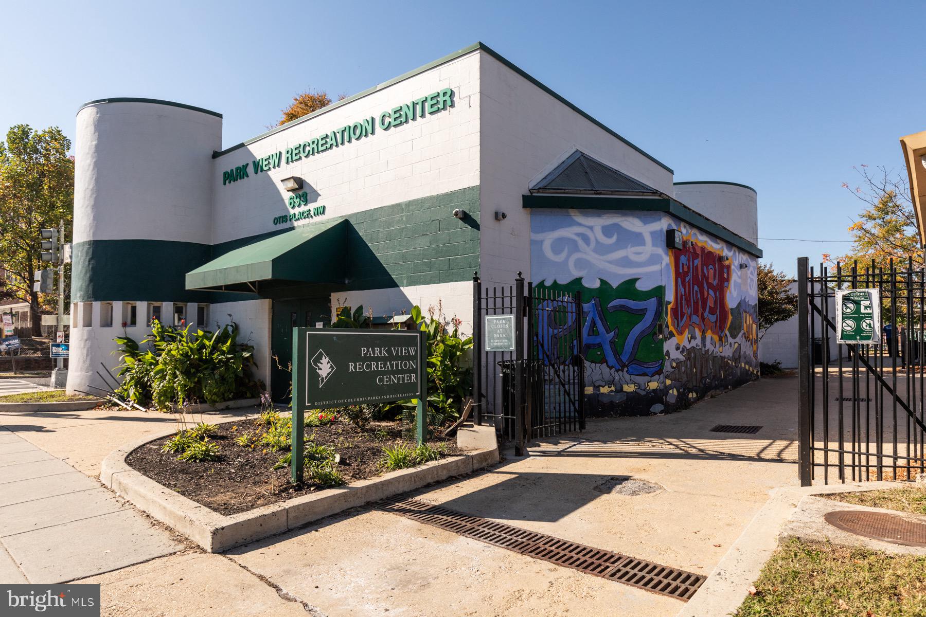 1310 Decatur St NW