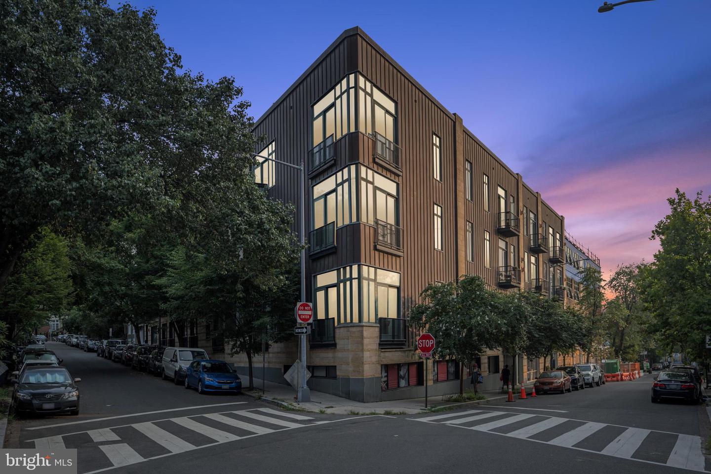 1700 Kalorama Rd NW #207