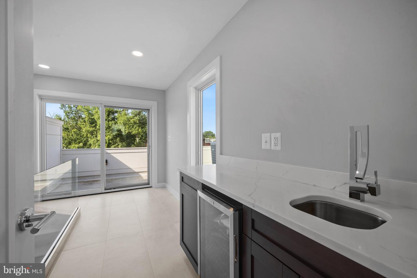 424 Missouri Ave NW #4