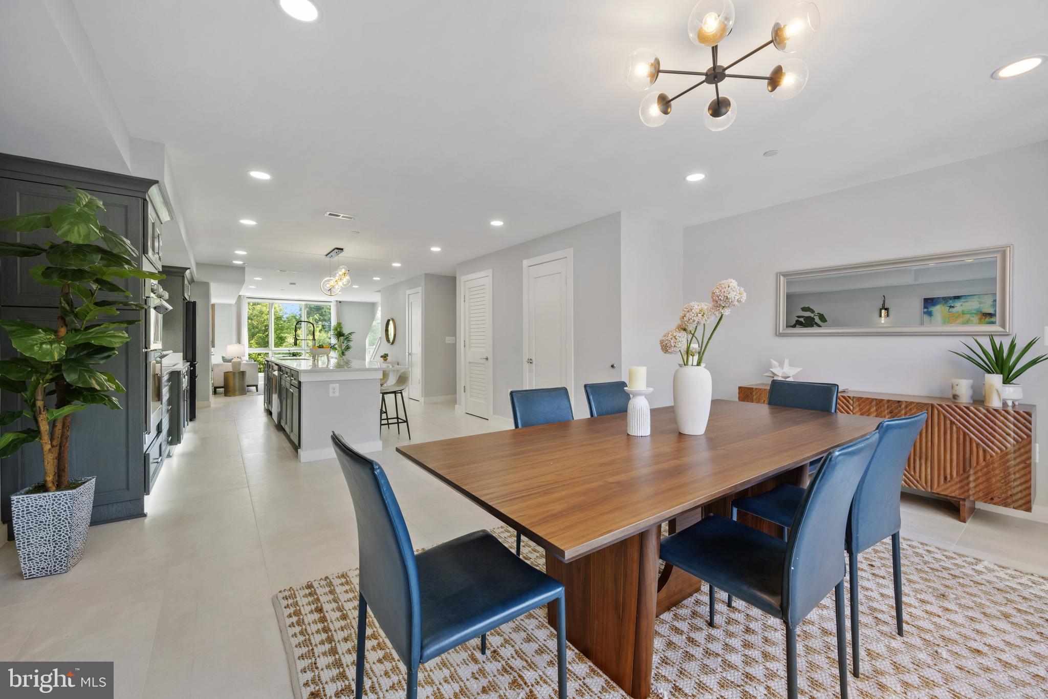 424 Missouri Ave NW #4