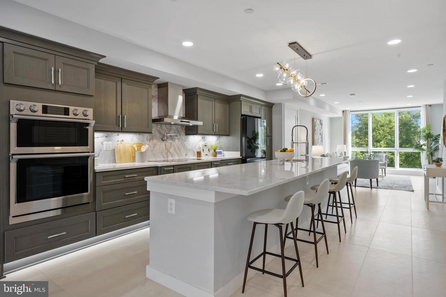 424 Missouri Ave NW #4
