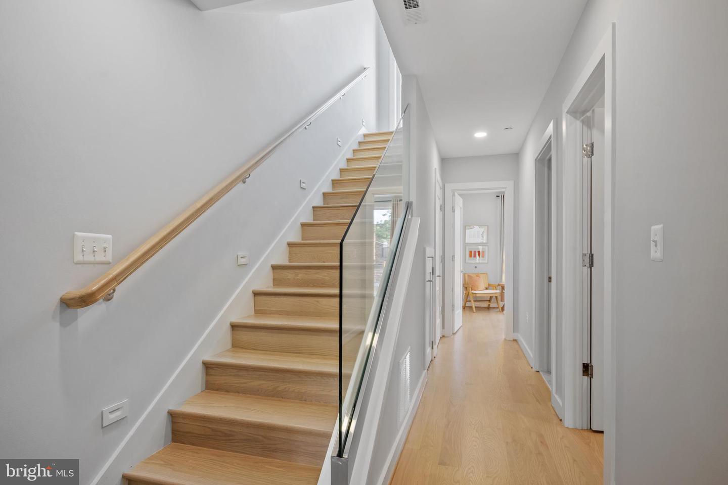424 Missouri Ave NW #4