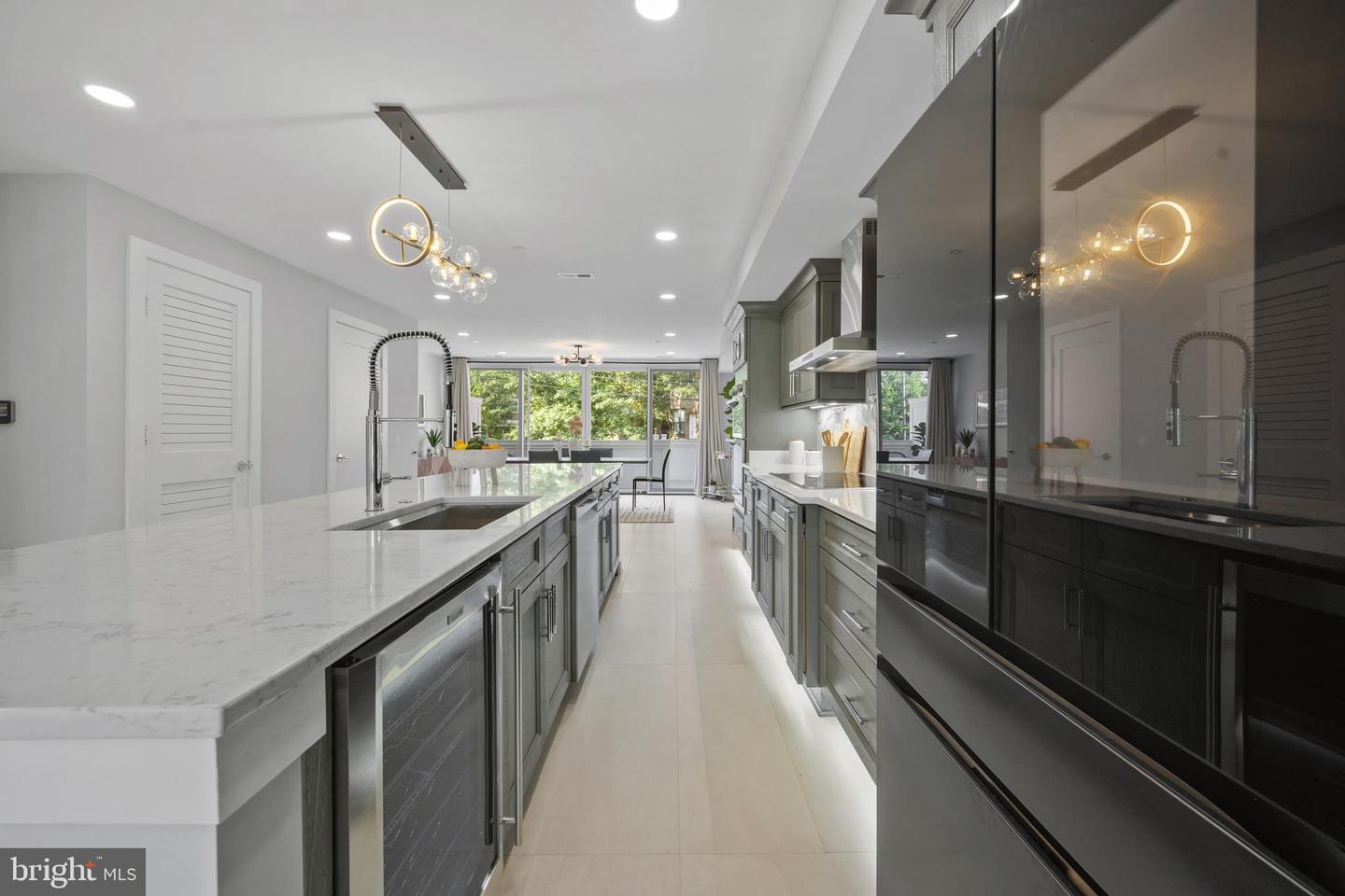424 Missouri Ave NW #4
