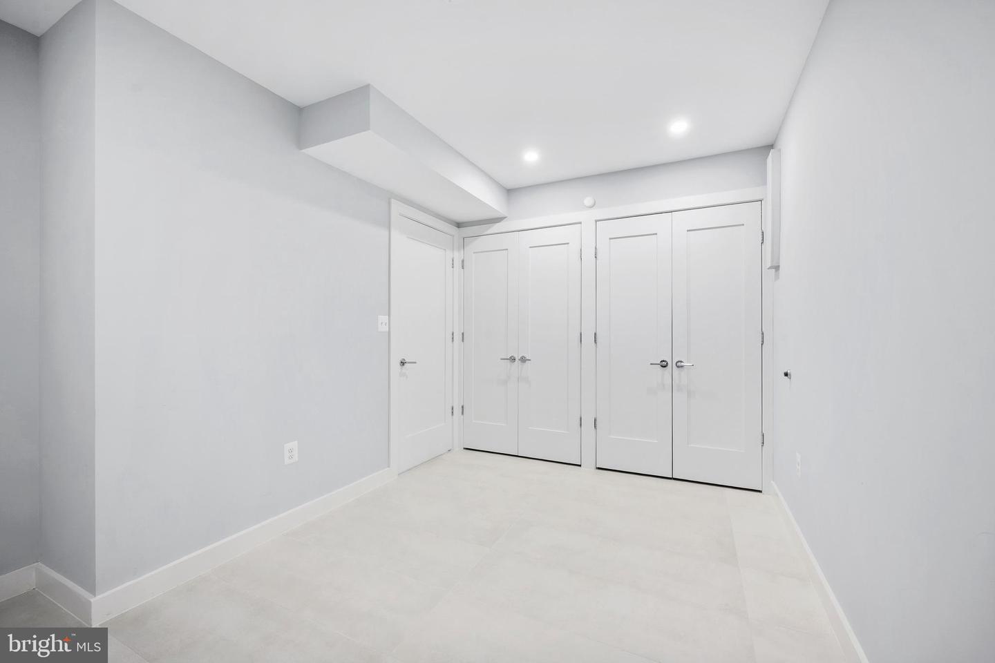 424 Missouri Ave NW #2