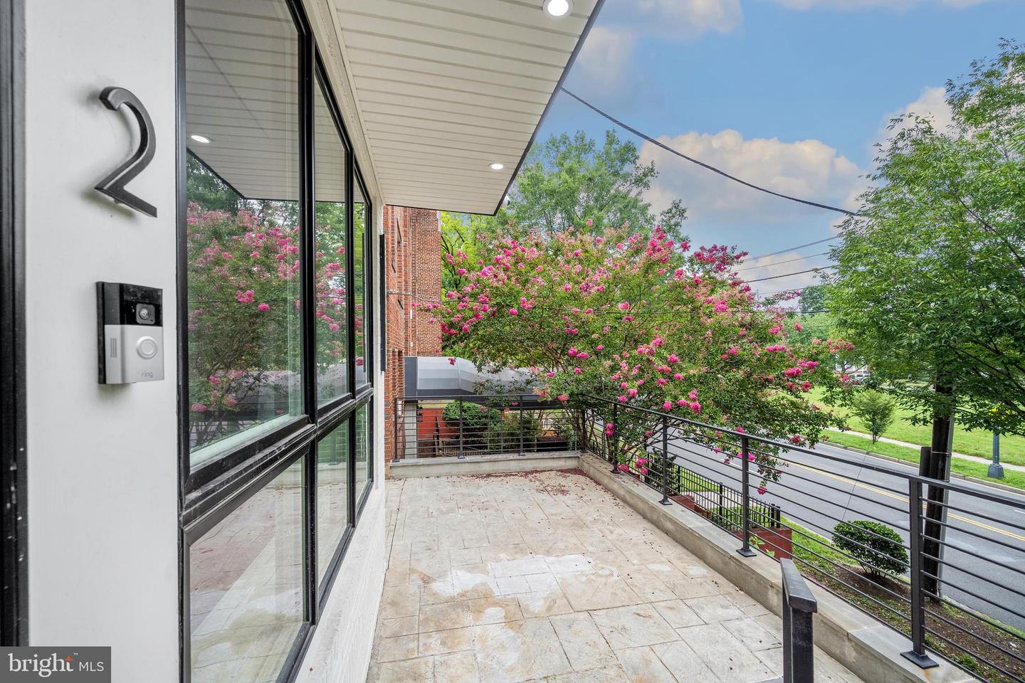 424 Missouri Ave NW #2