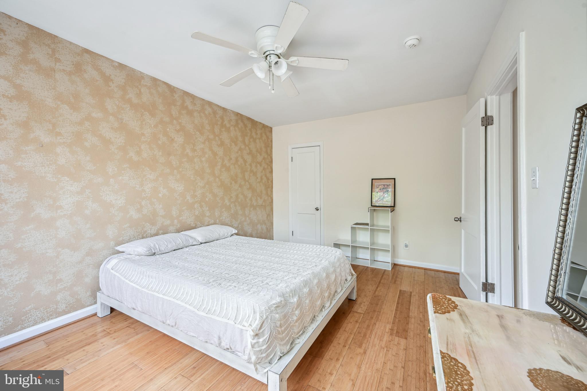 939 LONGFELLOW STREET NW 205