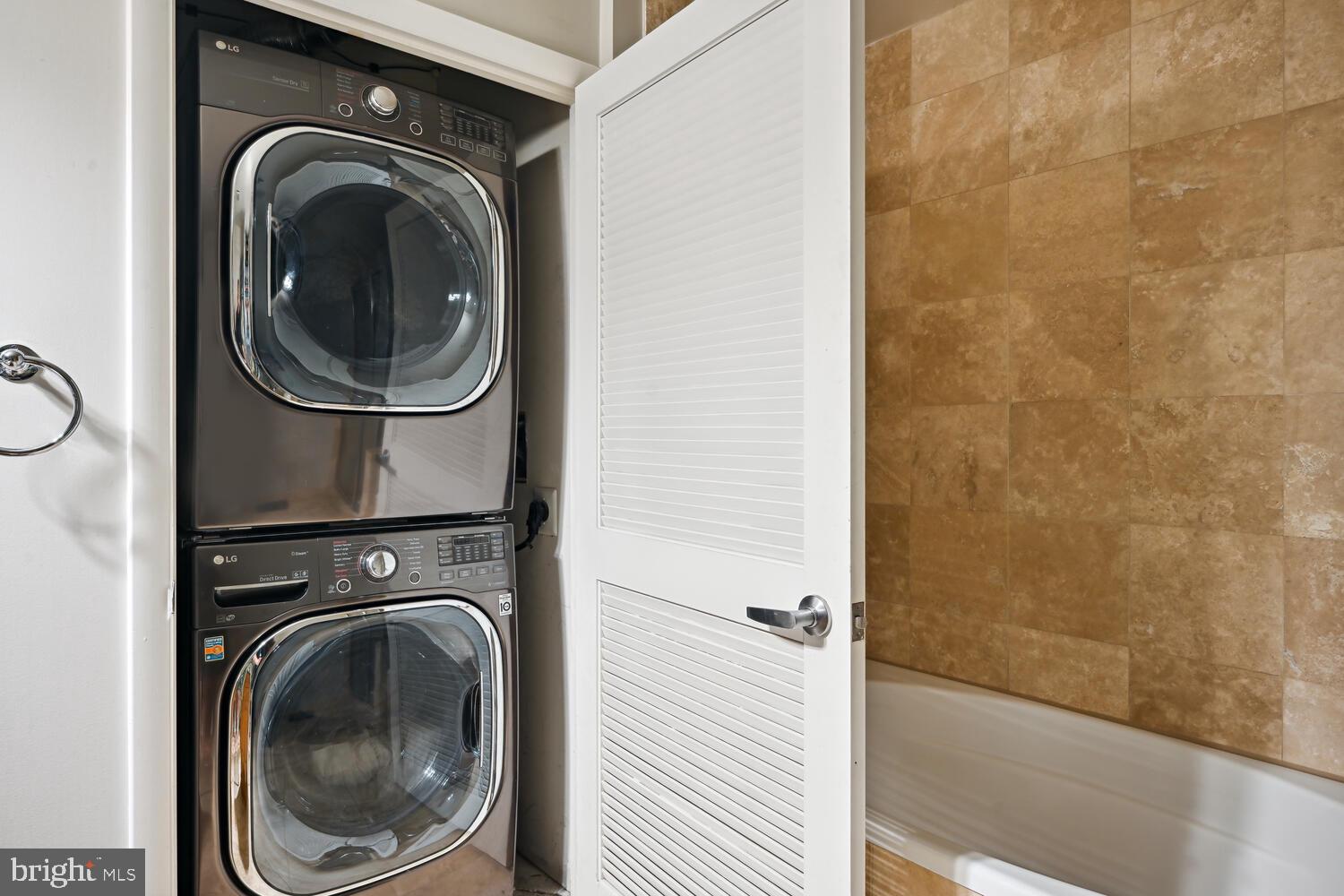 1700 KALORAMA ROAD NW 207