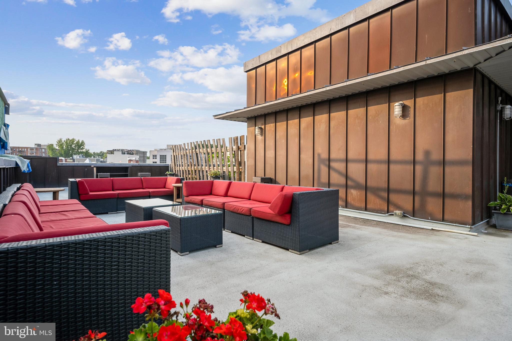 1700 KALORAMA ROAD NW 207