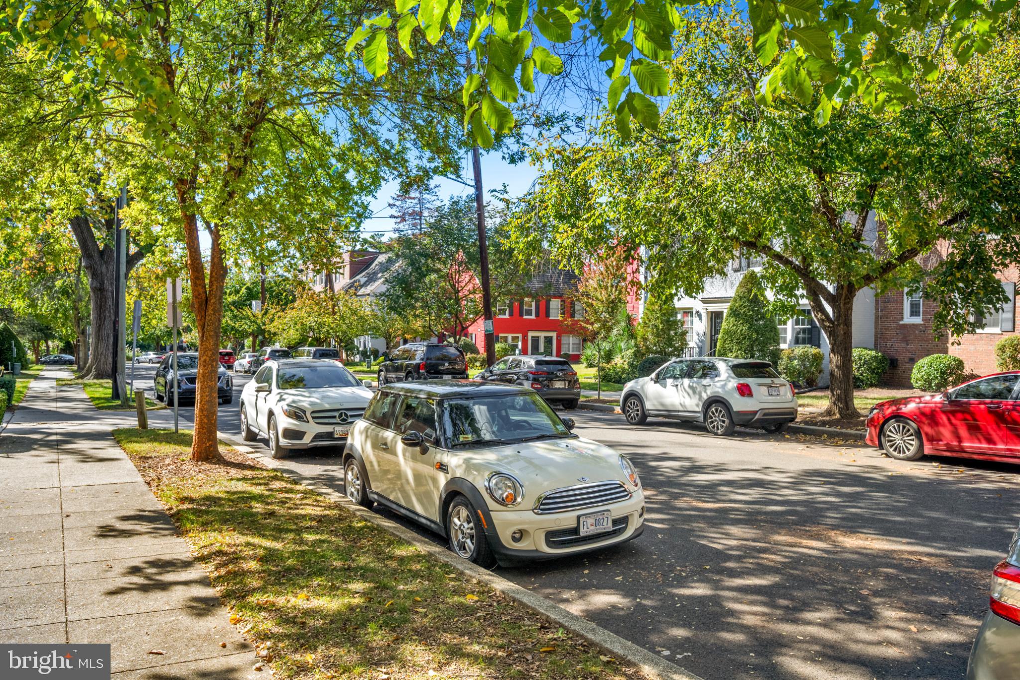 2110 SUITLAND TERRACE SE