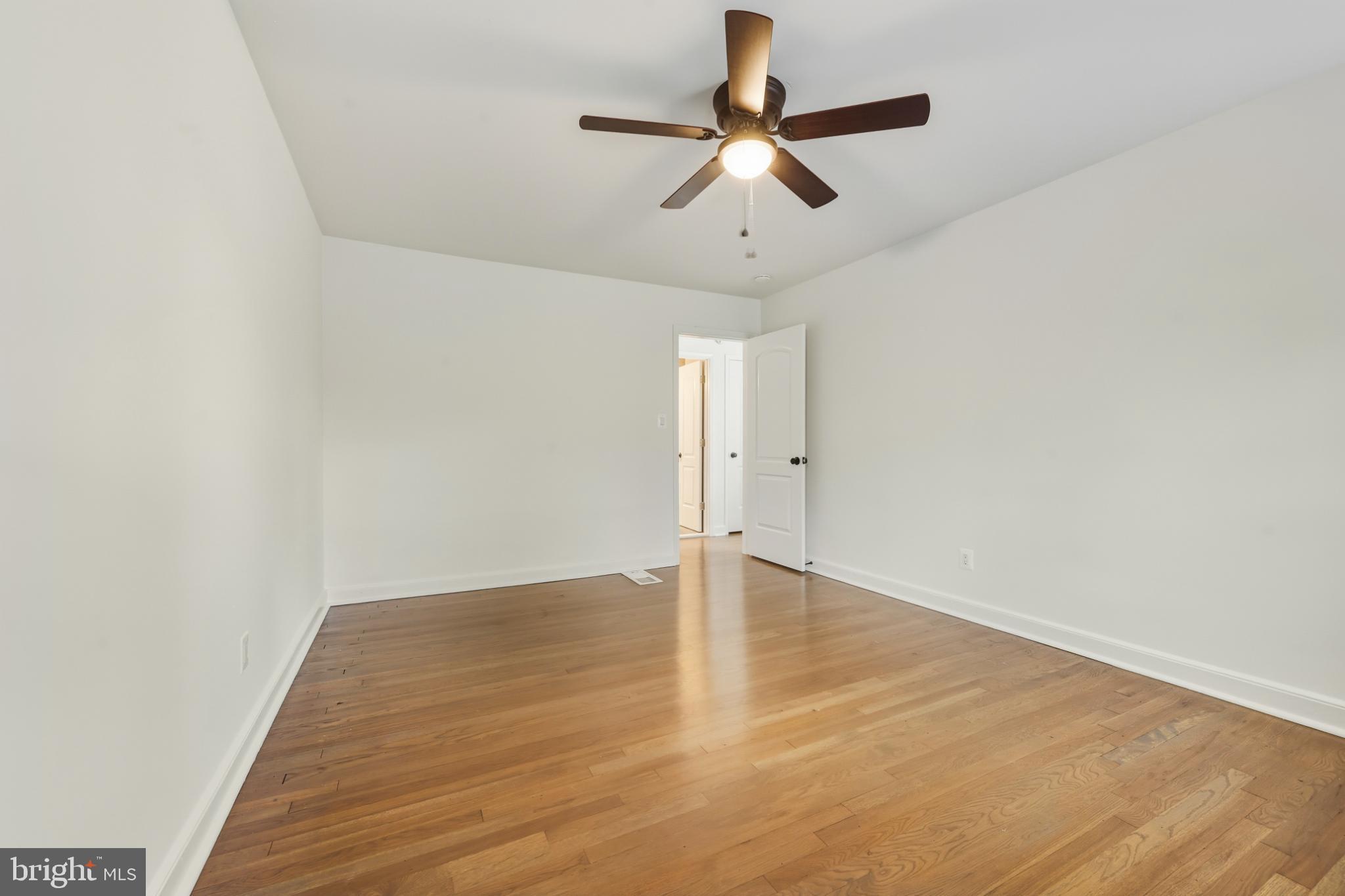 2110 SUITLAND TERRACE SE