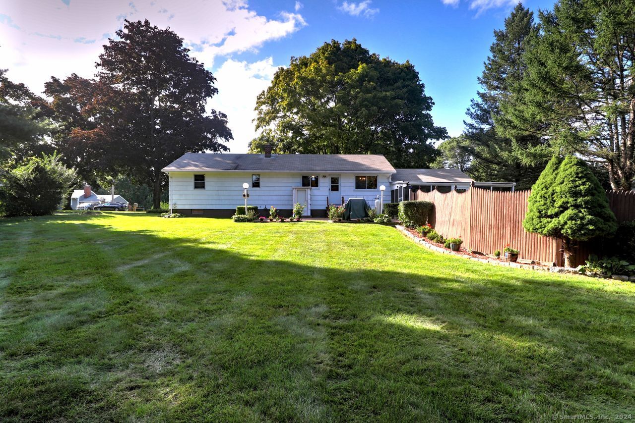 11 Macarthur Road