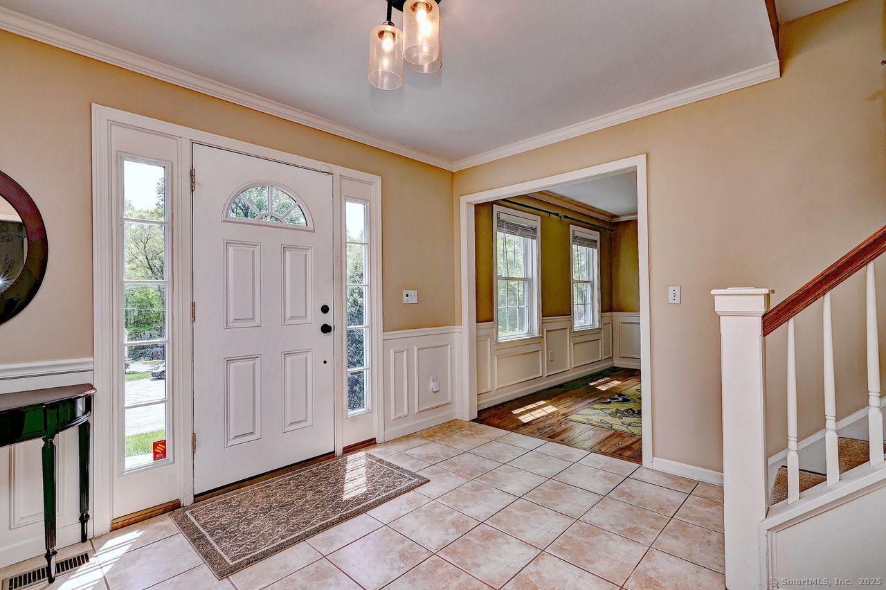 79 Sunnycrest Road