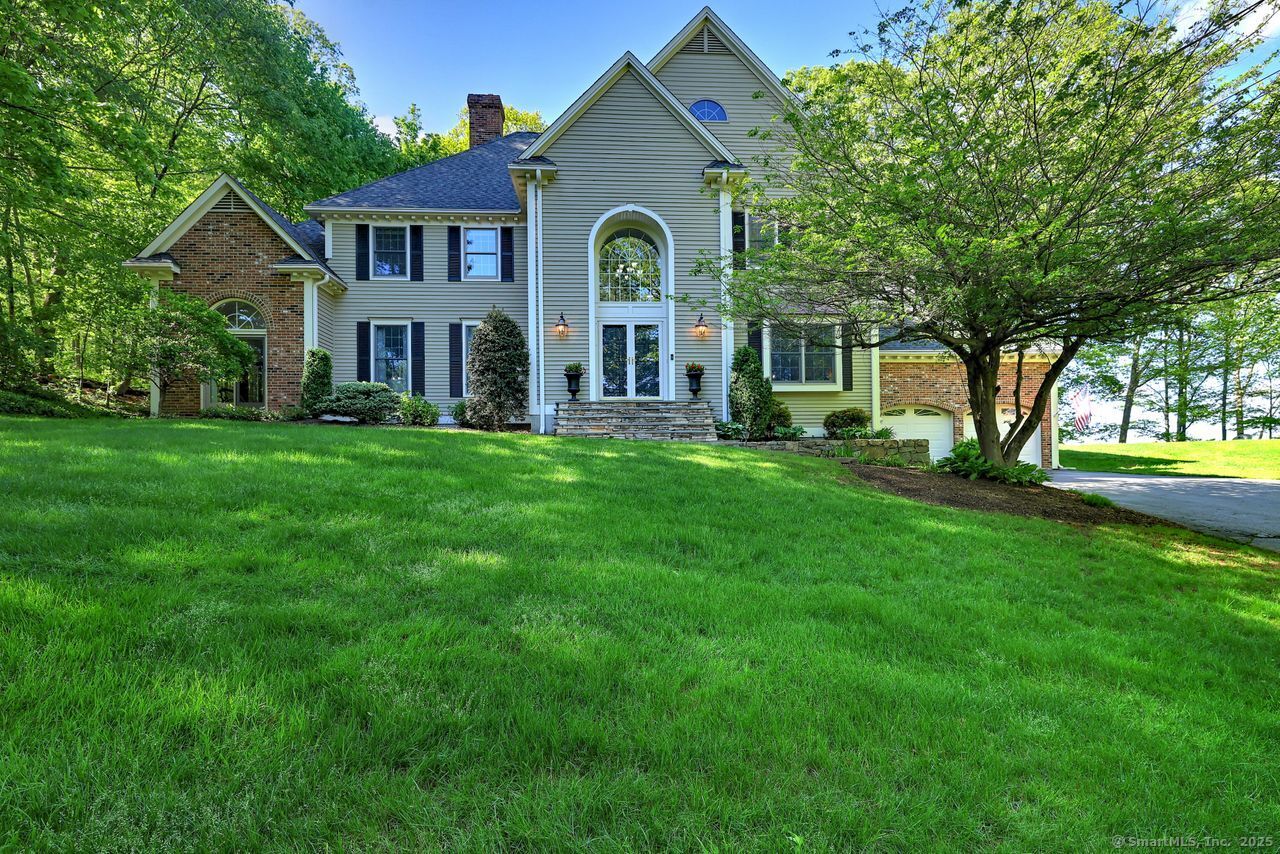 105 Coventry Lane