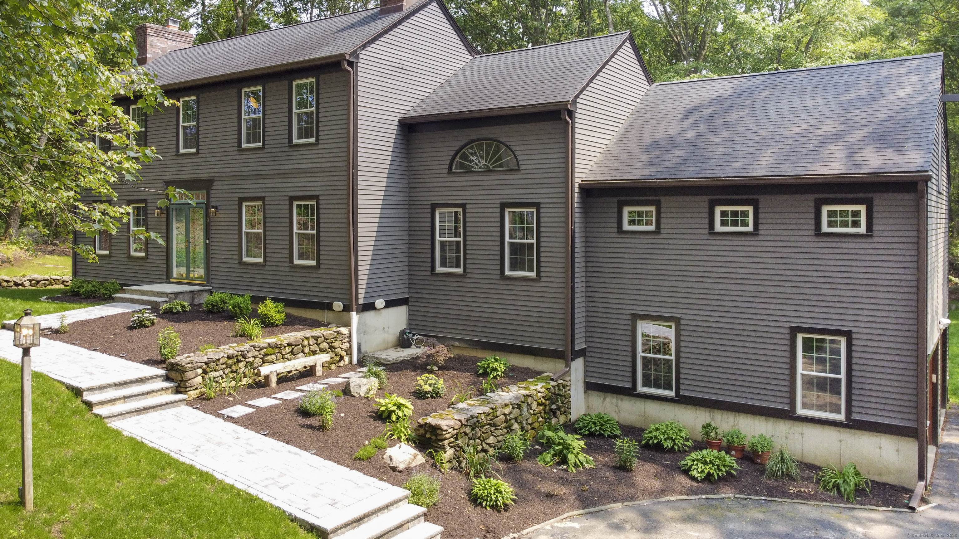17 Kathleen Drive
