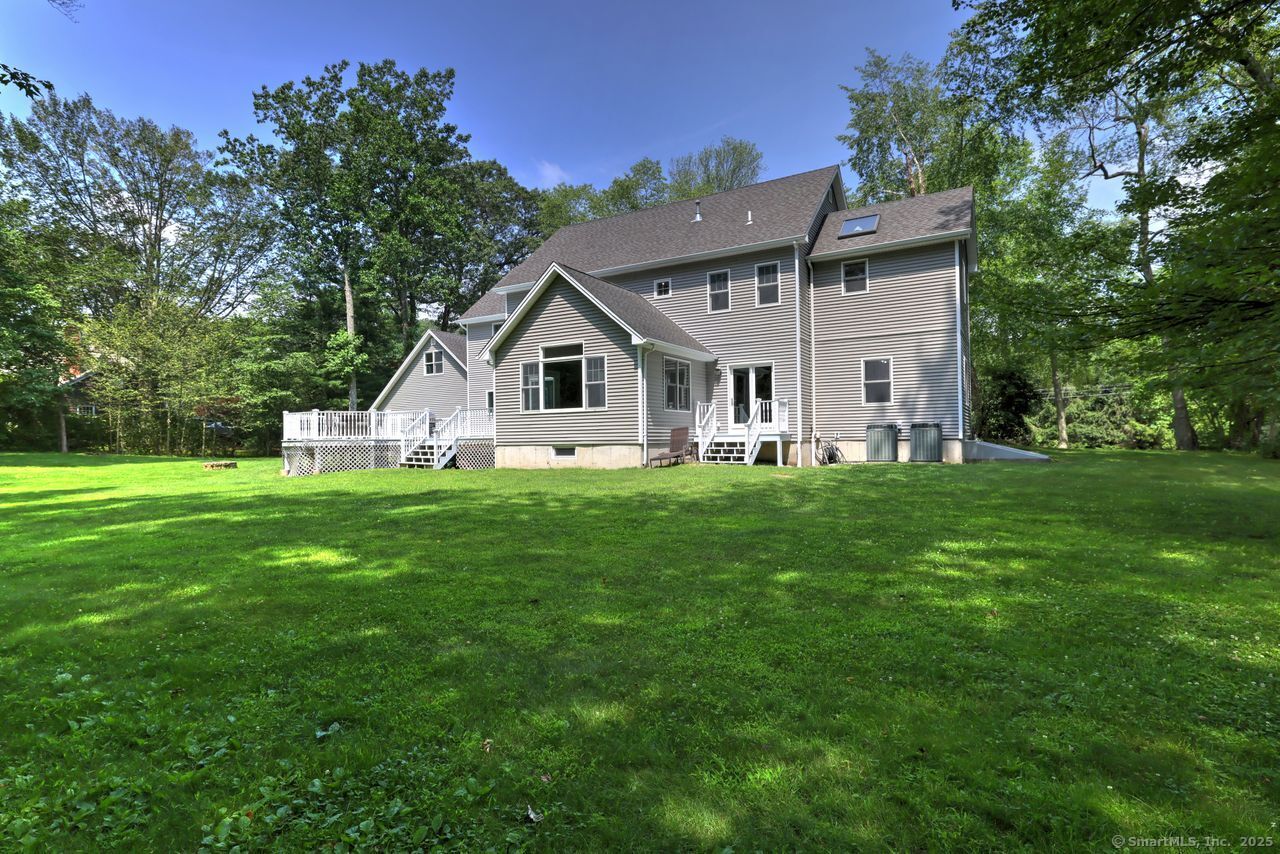 105 Brinsmayd Avenue