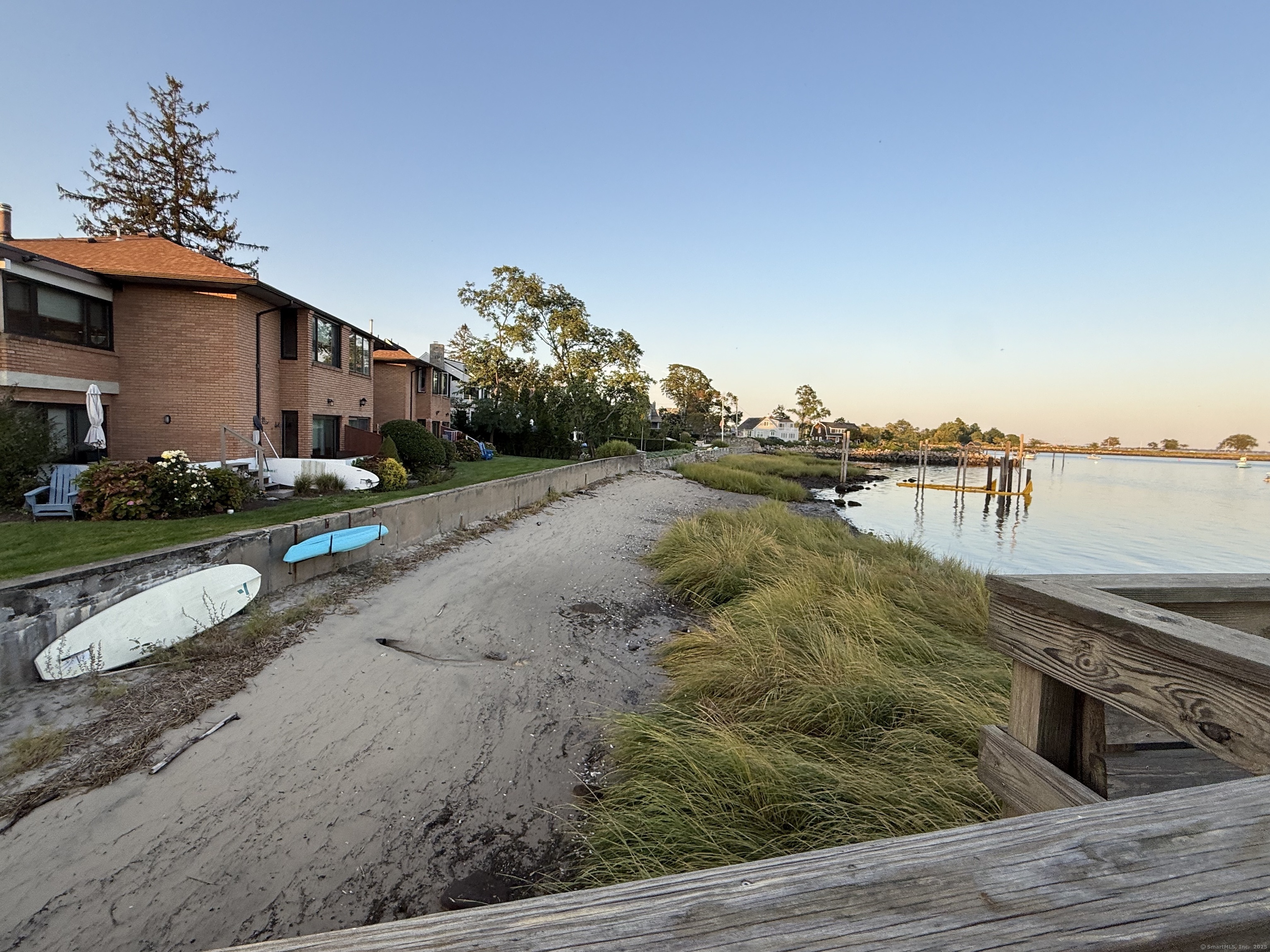 350 Grovers Avenue 1R