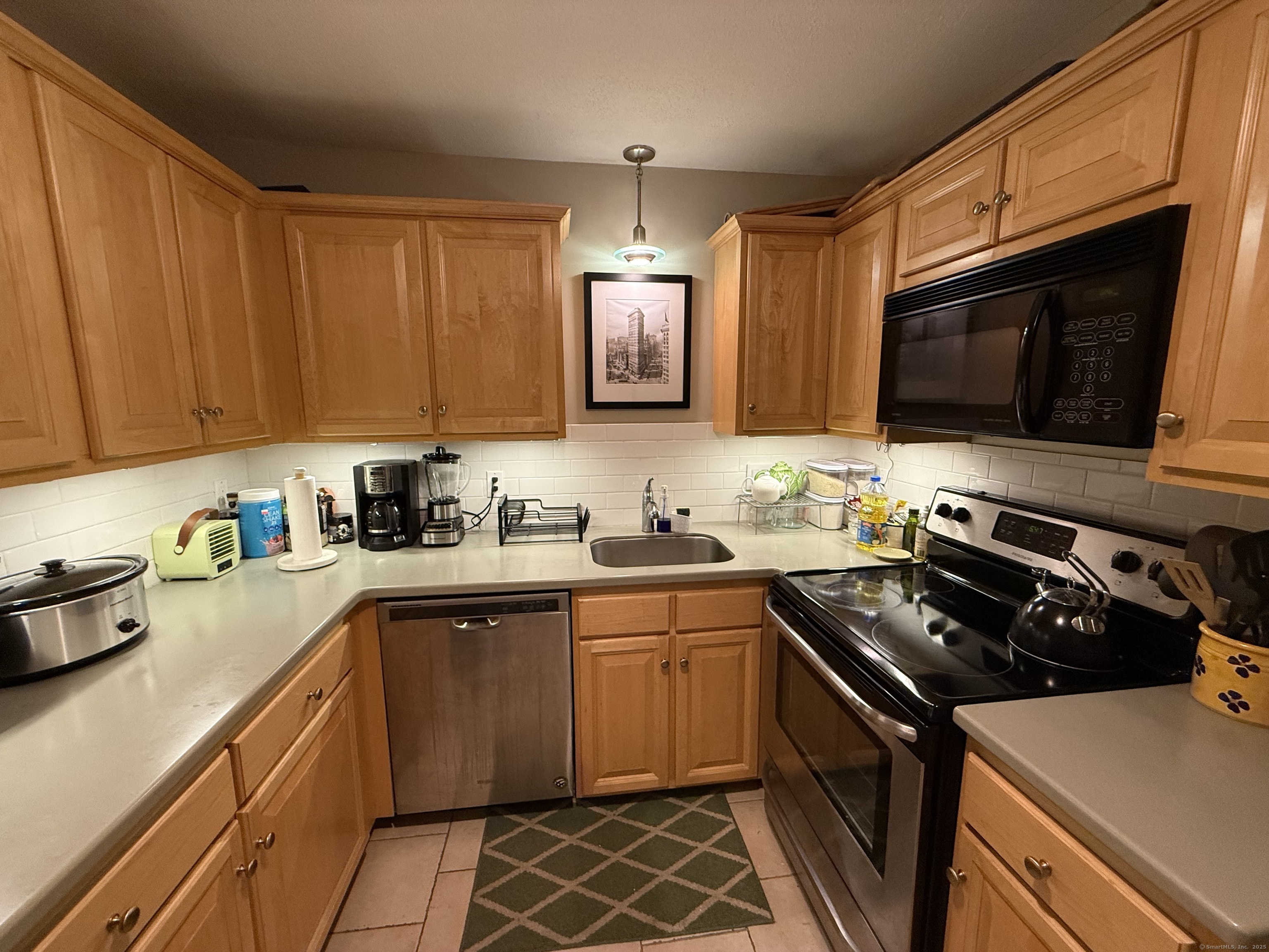 350 Grovers Avenue 1R