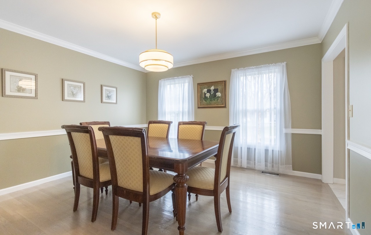 16 Shadowood Lane
