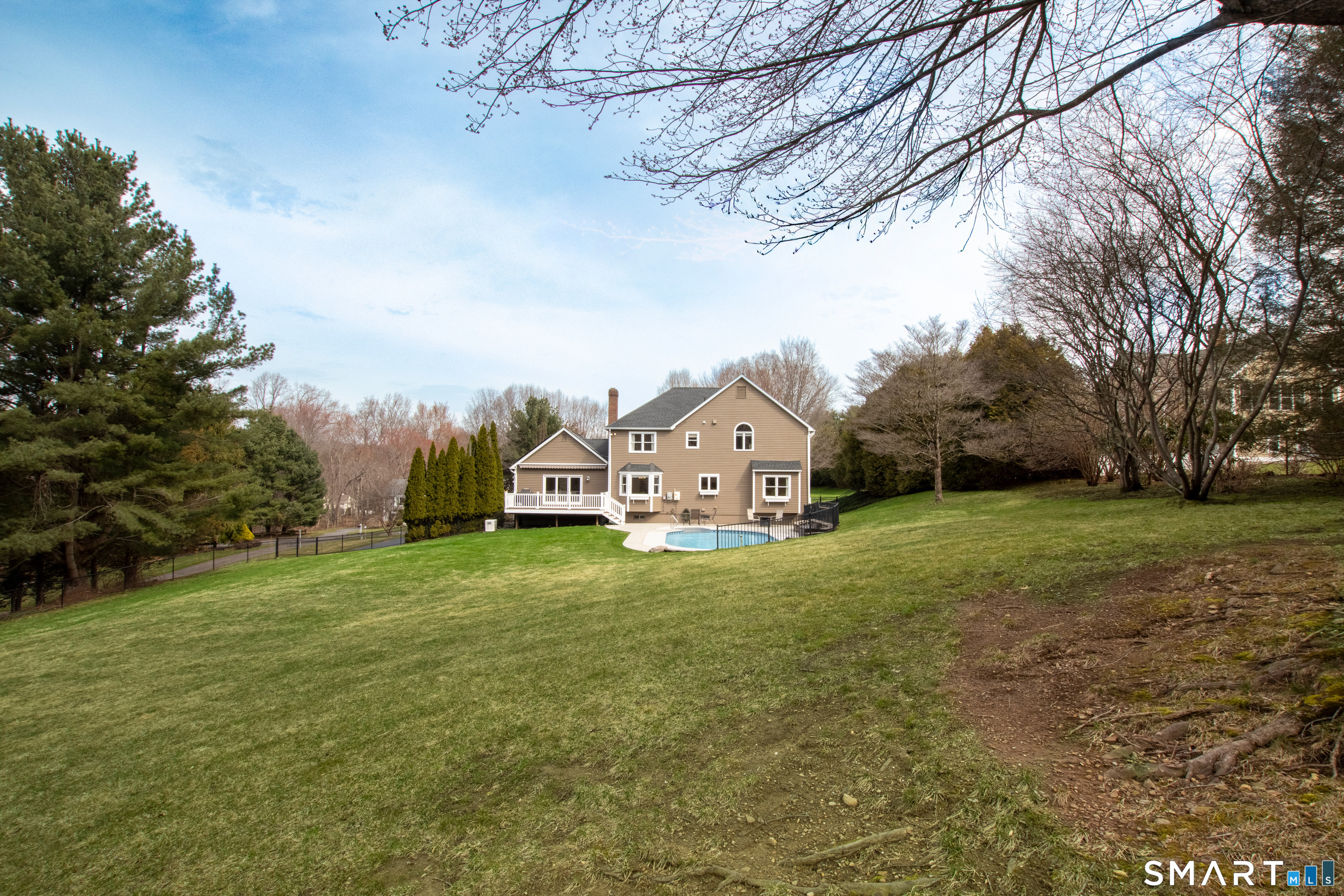 16 Shadowood Lane