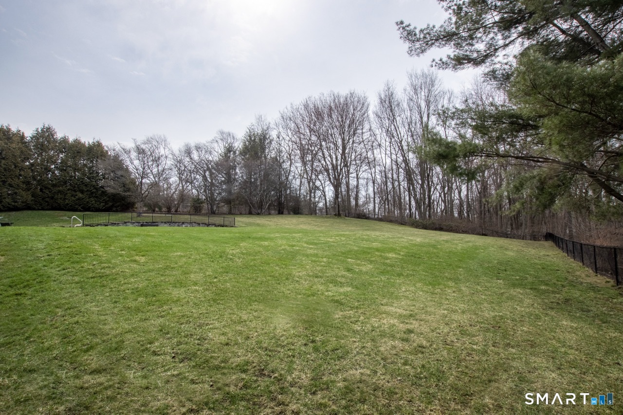 16 Shadowood Lane