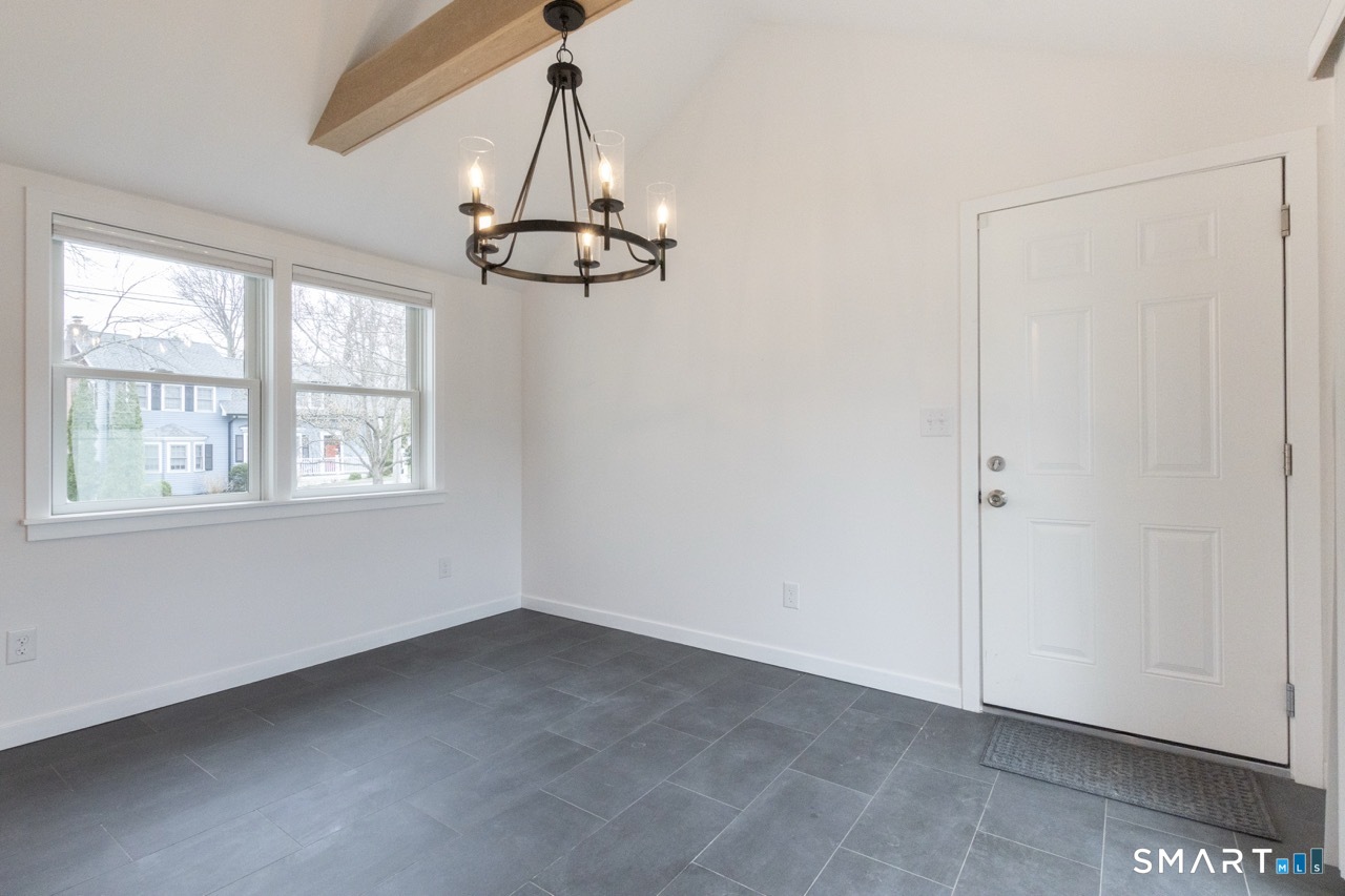 18 Maple Street