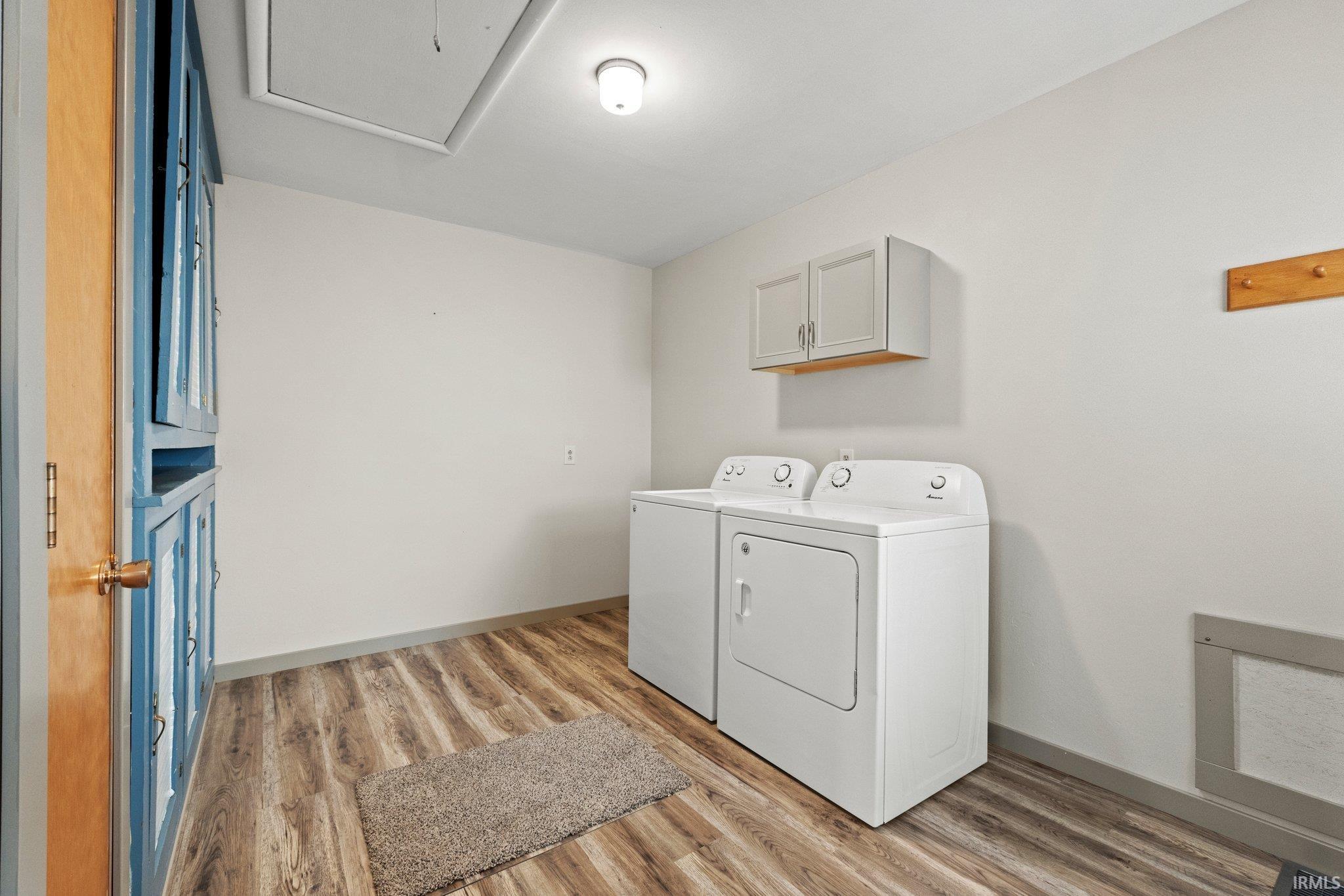 220 W Windridge Drive