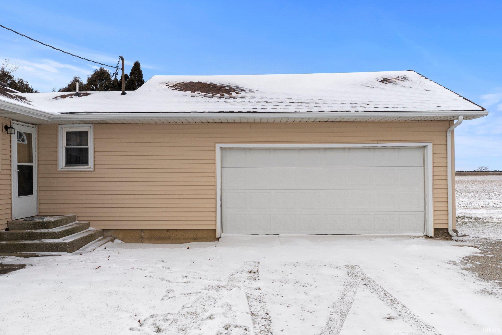 220 W Windridge Drive